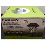 4-LARGE SOLAR PATHWAY LIGHTS 4-LARGE SOLAR PATHWAY LIGHTS