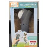 ANIMAL PLANET TREAT LAUNCHER FOR DOGS