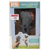 ANIMAL PLANET TREAT LAUNCHER FOR DOGS