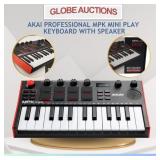 LOOKS NEW MPK MINI PLAY KEYBOARD+SPEAKER(MSP:$179)