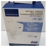 INSIGNIA 30-W USB-C COMPACT WALL CHARGER