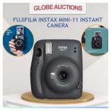 LOOKS NEW FUJIFILM INSTAX MINI-11 INSTANT CAMERA