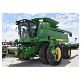 #84 | John Deere 9760 Combine, 2006