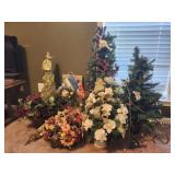 Estate Lot of Holiday Decor