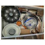 Kitchen lot of miscellaneous