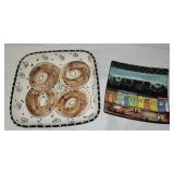 Joanne Delomba & Thulani Mthynzi painted trays