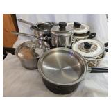 Estate lot of pots and pans
