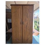Wood jewelry box