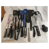 Estate lot of utensils