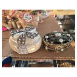 Lot of 2 trinket boxes