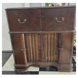 Vintage Wooden Record Player Cabinet UNTESTED