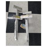 Aluminum ladder jacks