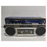 SR 2000 Series radio