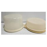 Lot of 2 Tupperware containers