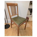 Fold up wood chair