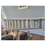 Lot of 2 ladders