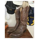 Dan Post size 9 cowboy dress boots