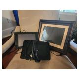 Lot of 3 digital photos frames SEE DESCRIPTION