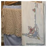 Lot of 2 vintage tablecloths