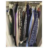 Estate lot of approx L/XL ladies clothing