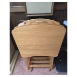 Set of 4 wood TV trays with holder