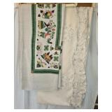 Lot of 2 Vintage Tablecloth Linens
