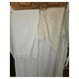 2 Vintage Tablecloth Linens Rectangle & Round