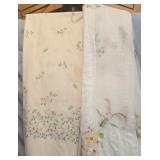 Lot of 2 vintage tablecloths