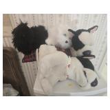Lot of 3 talking and dancing dogs