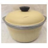 Vintage yellow club pot