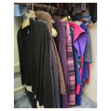 Estate lot of very nice L/XL ladies clothing