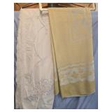 Lot of 2 vintage tablecloths