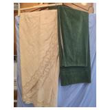 Lot of 2 vintage tablecloths