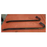 2 metal crow bars