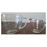 Lot of 2 anchor Hocking measuring cups