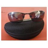 Pair of rayban polarized sunglasses with case