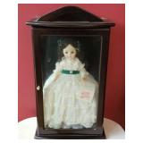 Gone with the wind Madame Alexander Doll& case