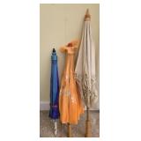 Lot of 3 small vintage umbrellas