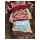 Lot of 7 Decorative Throw Pillows