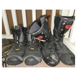 Lot of 2 pairs of boots
