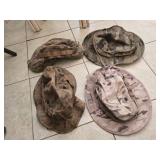 Lot of 4 camo hats