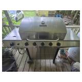 Char-broil performance propane grill