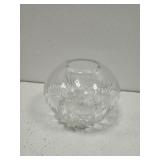 Stunning crystal vase round