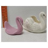 2 ceramic swans