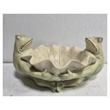 Plastic frog bowl