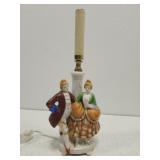 Vintage Victorian colonial couple lamp