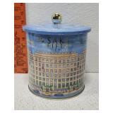 Saks Fifth Avenue tin