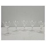 Set of 5 wine glasses