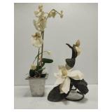 Lot of 2 decorative flowers
