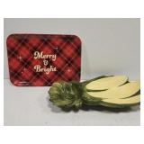 Lot of 2 serving platters